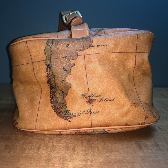 ALVIERO MARTINI Geo Classic World Map Backpack - Picture 4 of 6